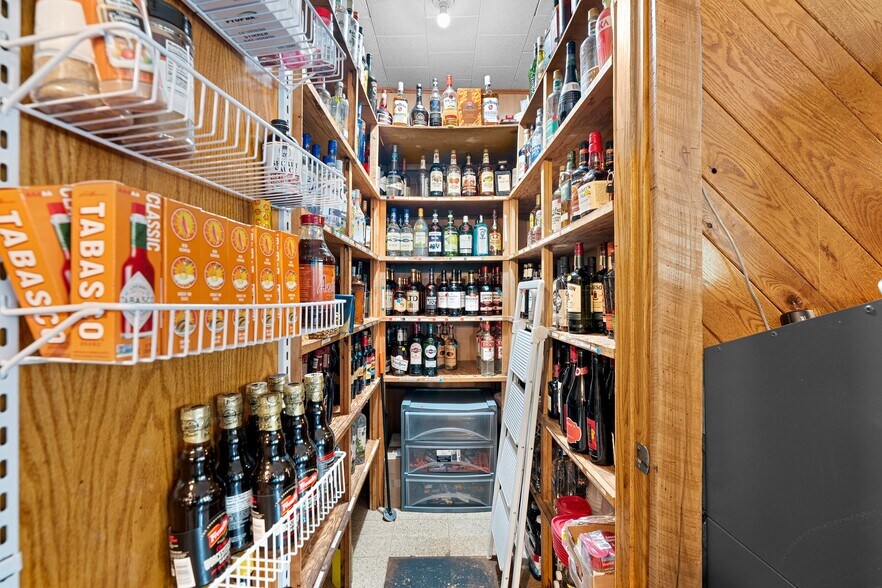 More Photos Of N12808 Northway Dr, Athelstane Restaurant For Sale