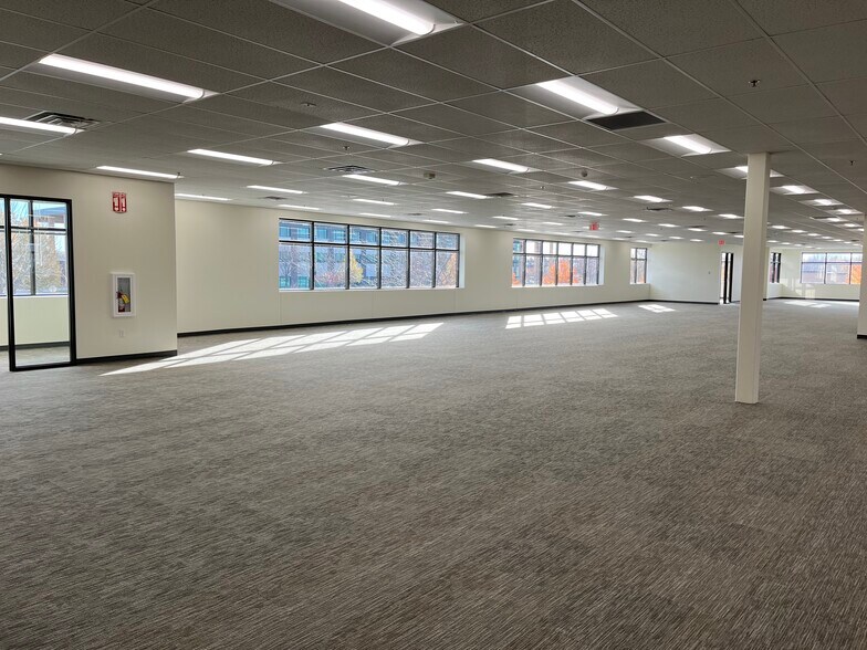 More Photos Of 2041 S Cobalt Point Way, Meridian Office For Lease