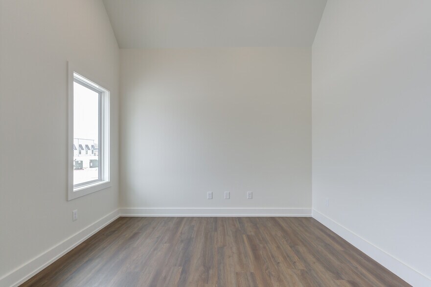 More Photos Of 8922 County Road 6820, Lubbock Warehouse For Sale