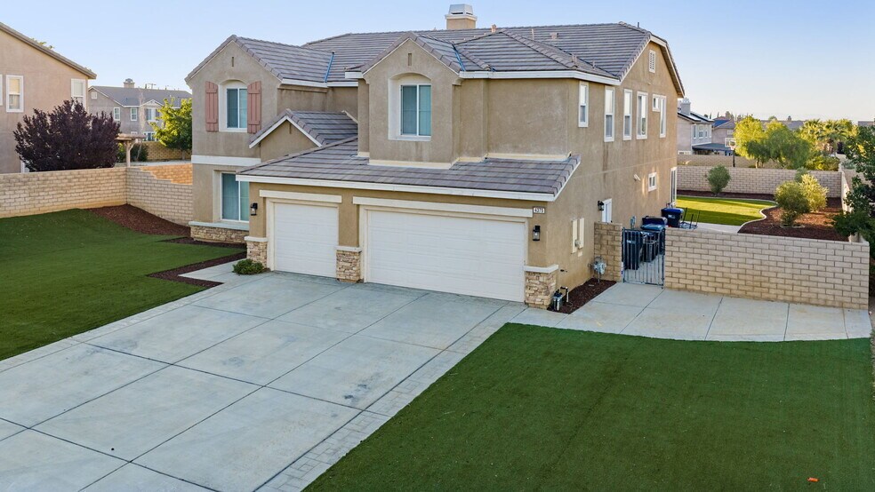 More Photos Of 4375 W Avenue M11, Lancaster Rehabilitation Center For Sale