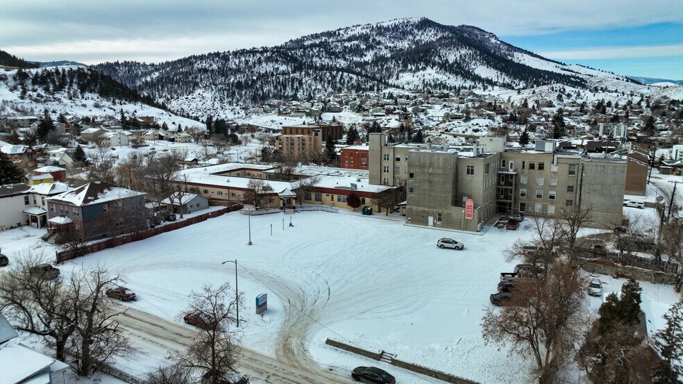 More Photos Of 25 Ewing St, Helena Medical For Sale