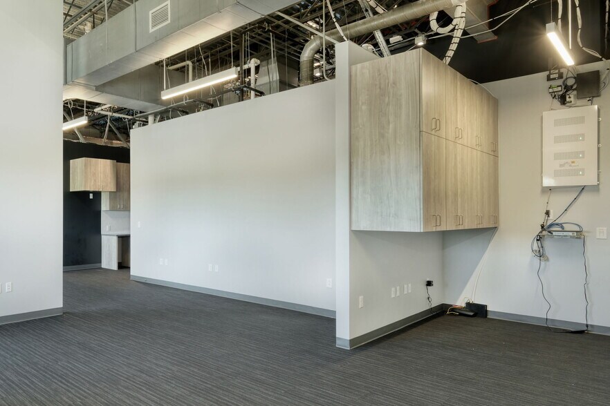 More Photos Of 211 S Brown St, Round Rock Medical For Lease