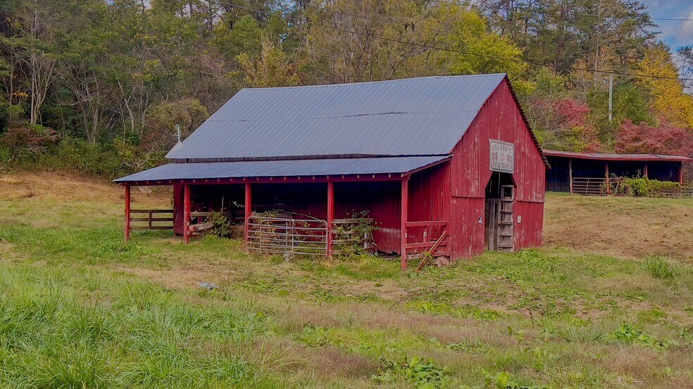 More Photos Of 1204 S New Era Rd, Sevierville Specialty For Sale