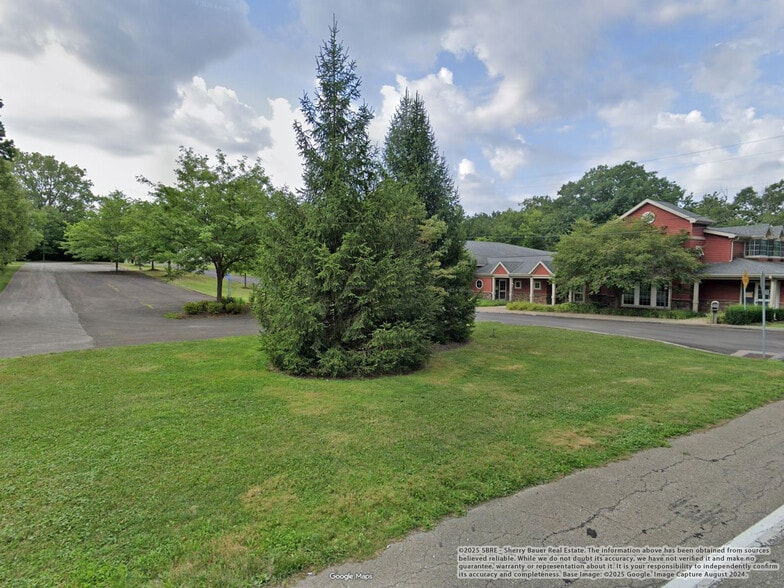 More Photos Of 5735 East Lake Rd, Erie Office For Lease