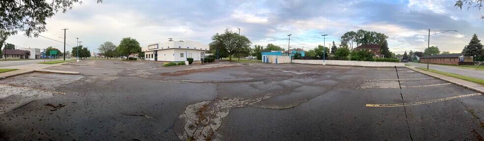 More Photos Of 17431 Dix Rd, Melvindale Fast Food For Lease