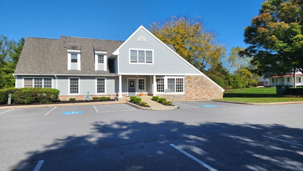 More Photos Of 18 N Village Ave, Exton Office For Sale