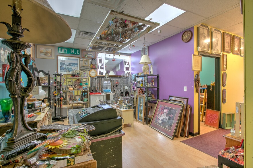 More Photos Of 220 S Ashland St, Cambridge Storefront Retail Office For Sale