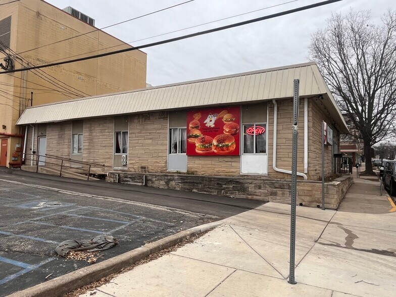 More Photos Of 110 S Washington St, Bloomington Freestanding For Sale