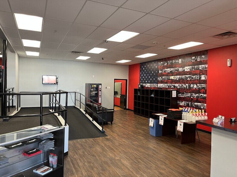 More Photos Of 1530-1540 Tramway Blvd NE, Albuquerque Storefront Retail Office For Sale