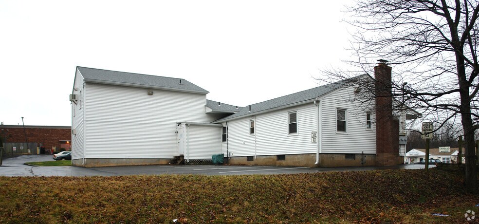 More Photos Of 154 Talcottville Rd, Vernon Rockville Freestanding For Sale