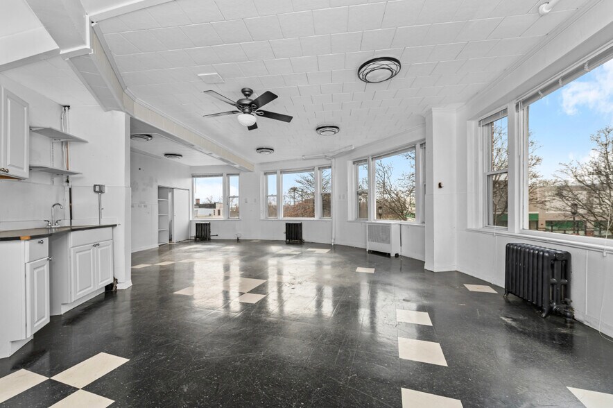 More Photos Of 11 Salem St, Medford Bank For Lease