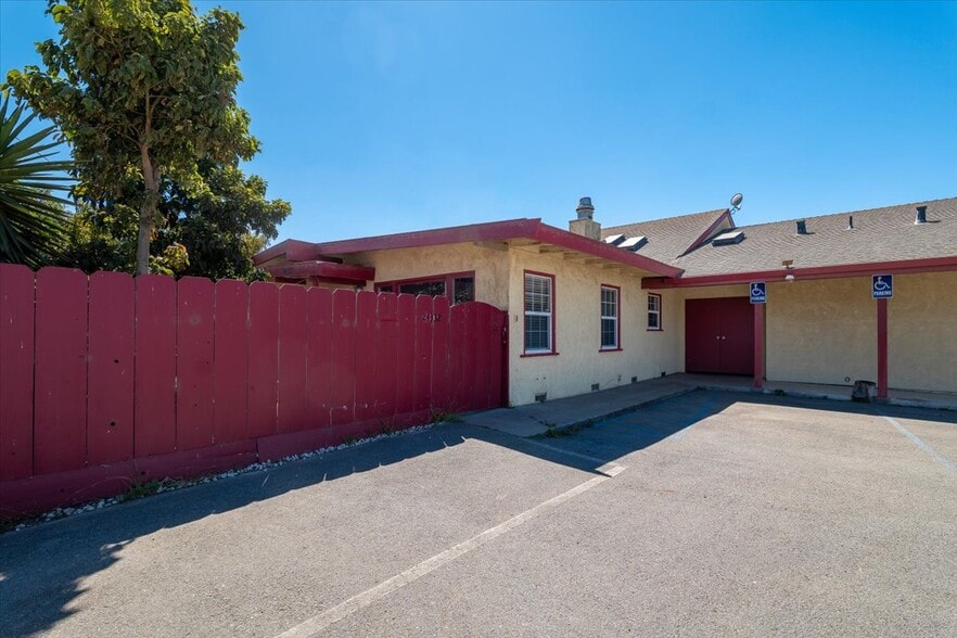 More Photos Of 25588 Jackson st, Chualar Religious Facility For Sale