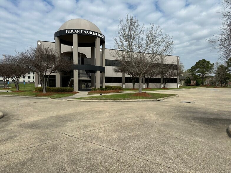 More Photos Of 4750 Sherwood Common Blvd, Baton Rouge Office For Lease