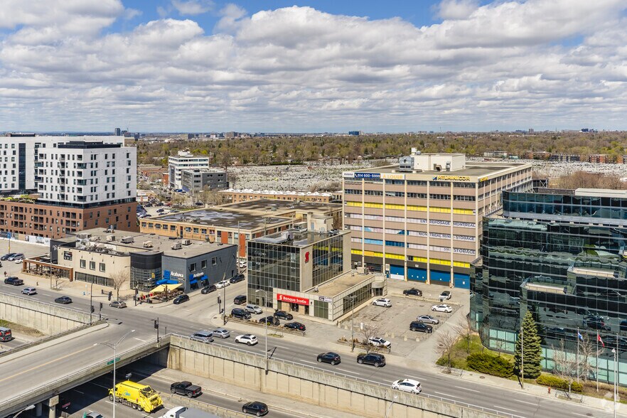 More Photos Of 7881 Boul Décarie, Montréal Office For Lease