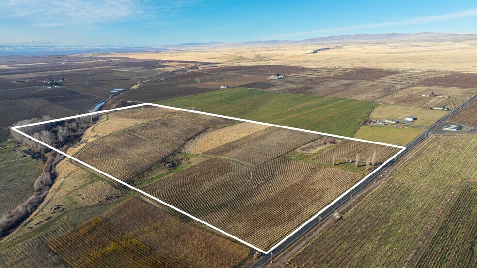 More Photos Of 54402 N Hinzerling Rd, Prosser Land For Sale