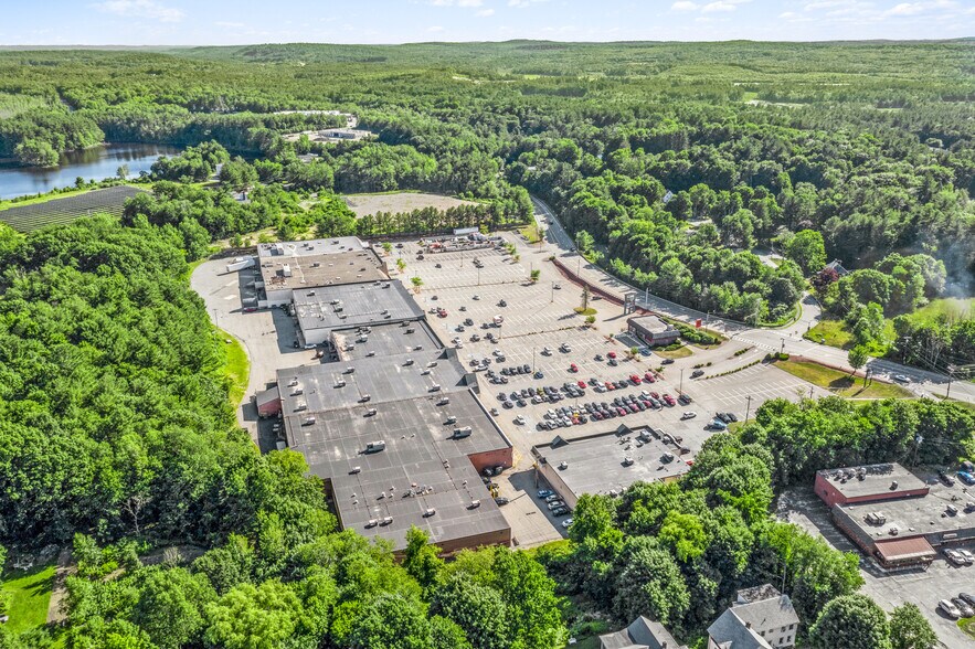 More Photos Of 326-384 Timpany Blvd, Gardner Unknown For Lease