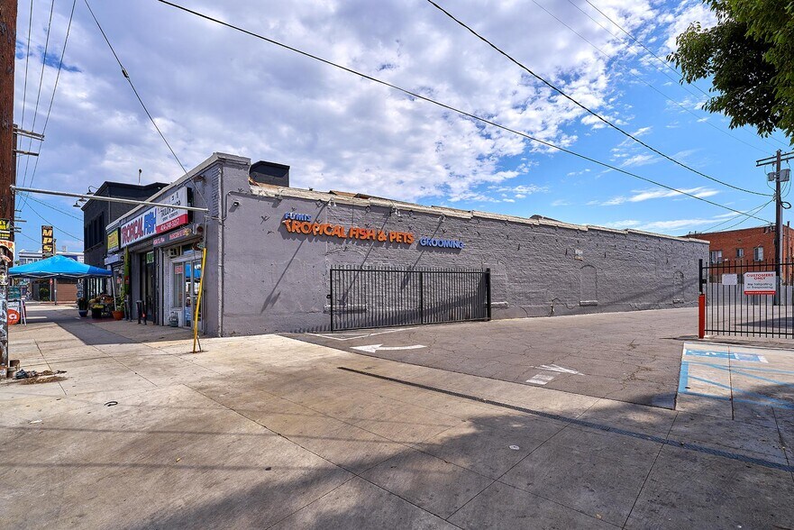 More Photos Of 4158 W Pico Blvd, Los Angeles Storefront For Sale