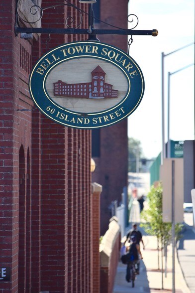 More Photos Of 60 Island St, Lawrence Office For Sale