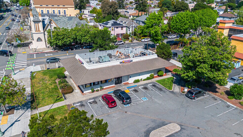 More Photos Of 3770 Telegraph Ave, Oakland Fast Food For Sale