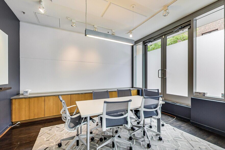 More Photos Of 1 Hawthorne St, San Francisco Apartments For Lease