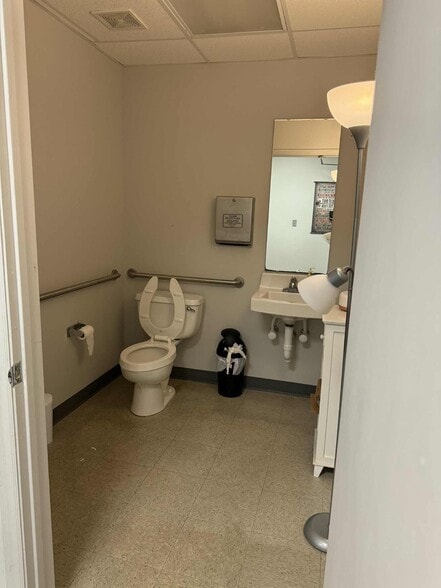 More Photos Of 852 Gold Hill Rd, Fort Mill Office For Sale