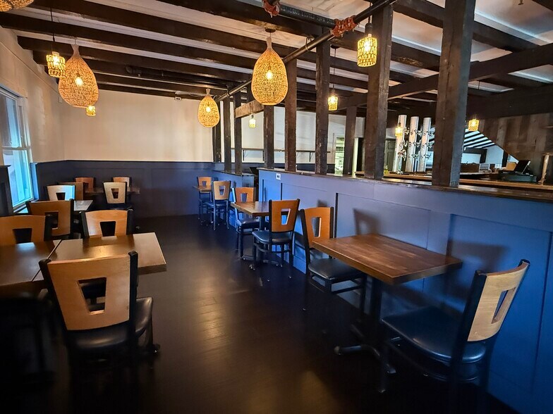 More Photos Of 810 Center St, Lewiston Restaurant For Sale