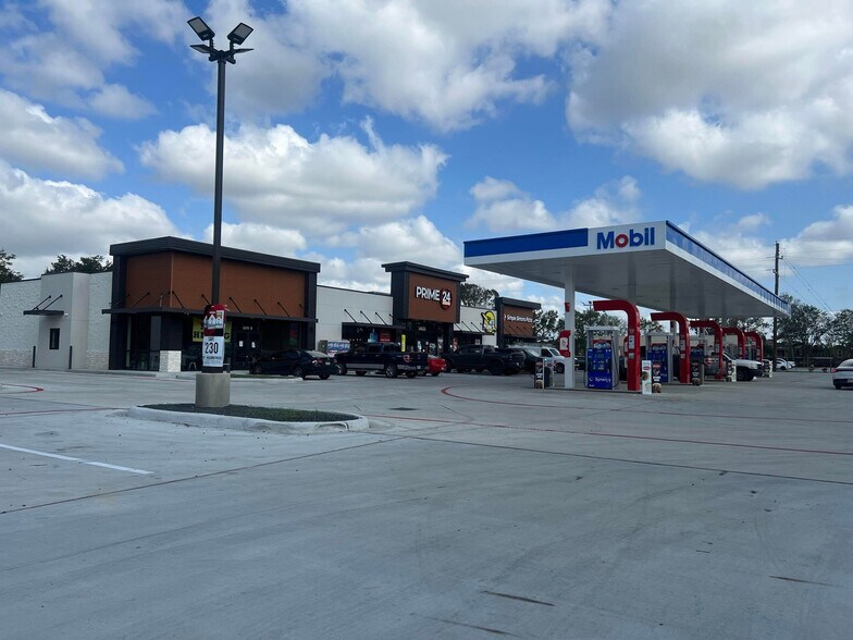 More Photos Of 5413 Aldine Bender rd, Houston Storefront For Lease
