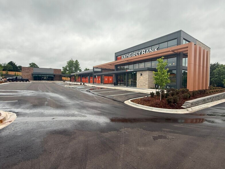 Primary Photo Of 3800 E 15th St, Edmond General Retail For Lease