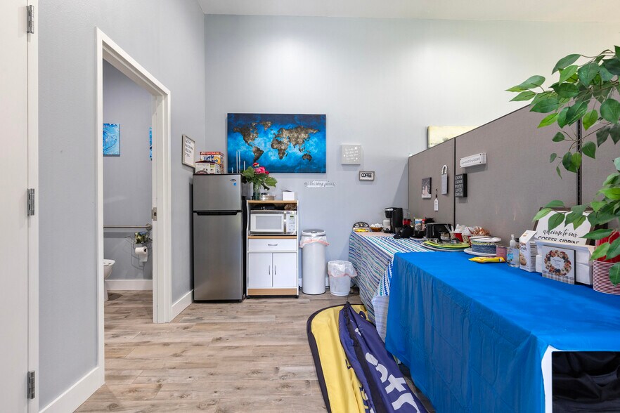 More Photos Of 960 International Pky, Lake Mary Medical For Lease