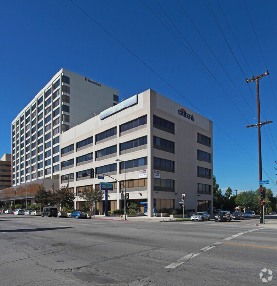 Primary Photo Of 16601 Ventura Blvd, Encino Office For Lease