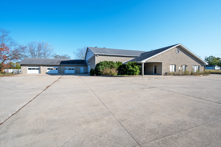 Primary Photo Of 4900 W State Road 45, Bloomington Industrial For Lease