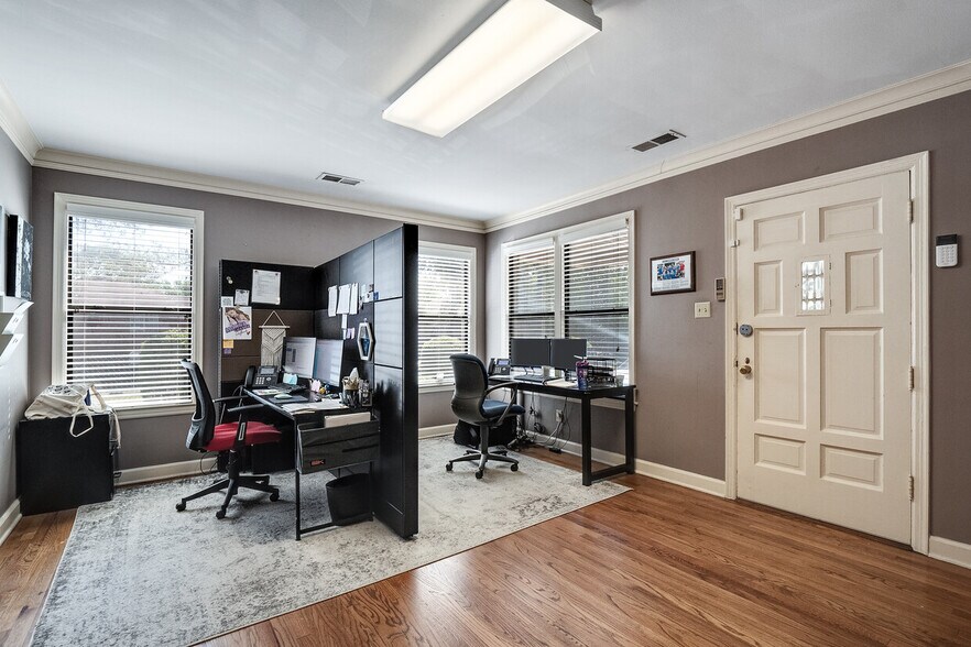 More Photos Of 3594 Forest Ave, Memphis Flex For Sale