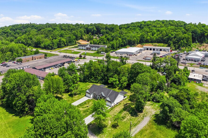 More Photos Of 100 Huselton Dr, Butler Specialty For Sale