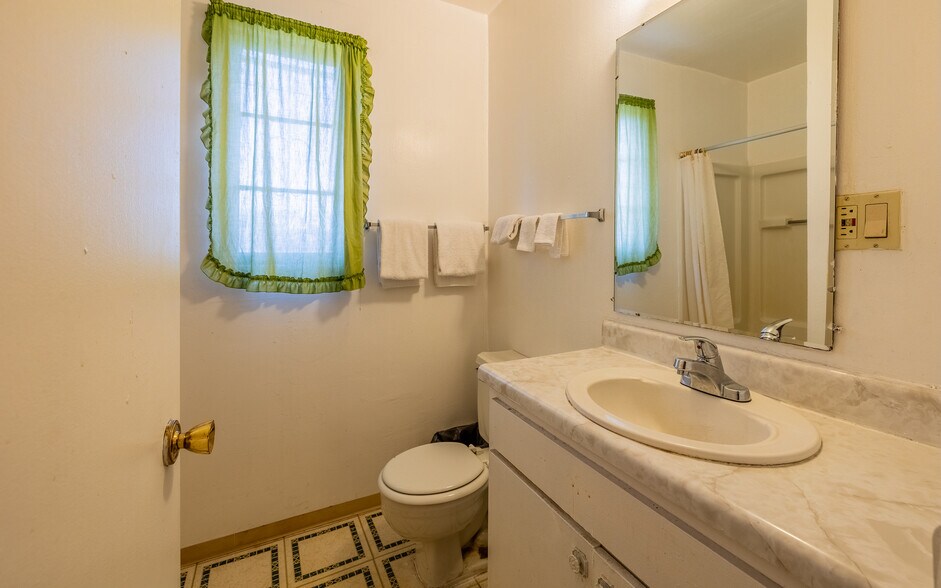 More Photos Of 3526 E Benson Hwy, Tucson Hotel For Sale