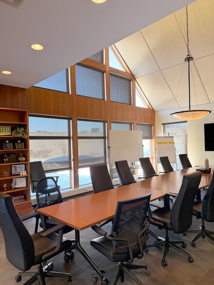 More Photos Of 502 Keystone Dr, Warrendale Office For Sale
