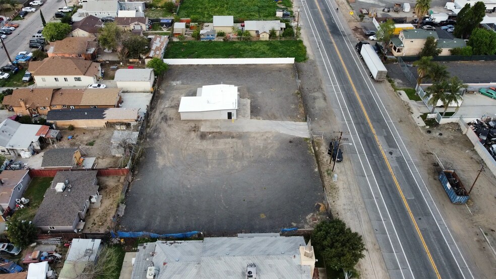 More Photos Of 24229 W 5th St, San Bernardino Land For Lease