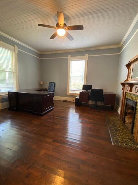 More Photos Of 1994 New Hope Church Rd, Monroe Office Residential For Lease