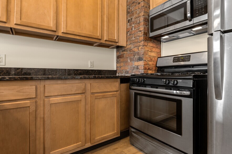 More Photos Of 111 Pine St, Albany Multifamily For Sale