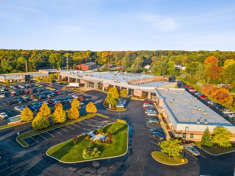 More Photos Of 6301 University Commons, South Bend Medical For Lease