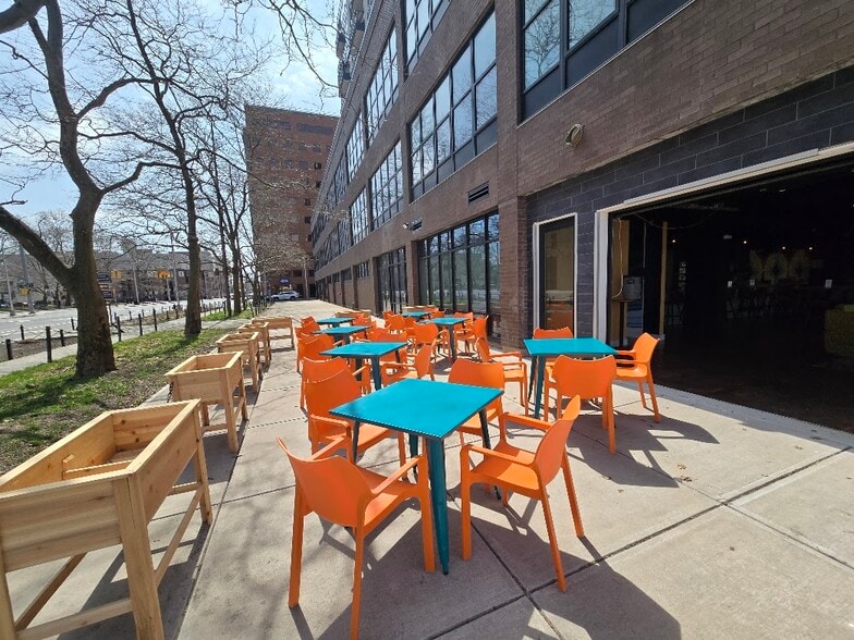 More Photos Of 300 E Washington St, Syracuse Apartments For Lease