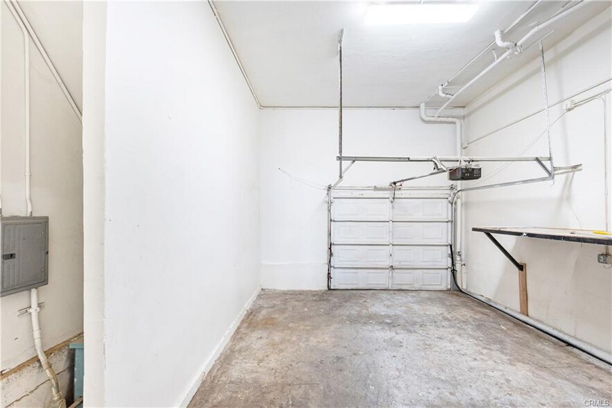 More Photos Of 6412 Whittier Blvd, East Los Angeles Storefront Retail Residential For Sale
