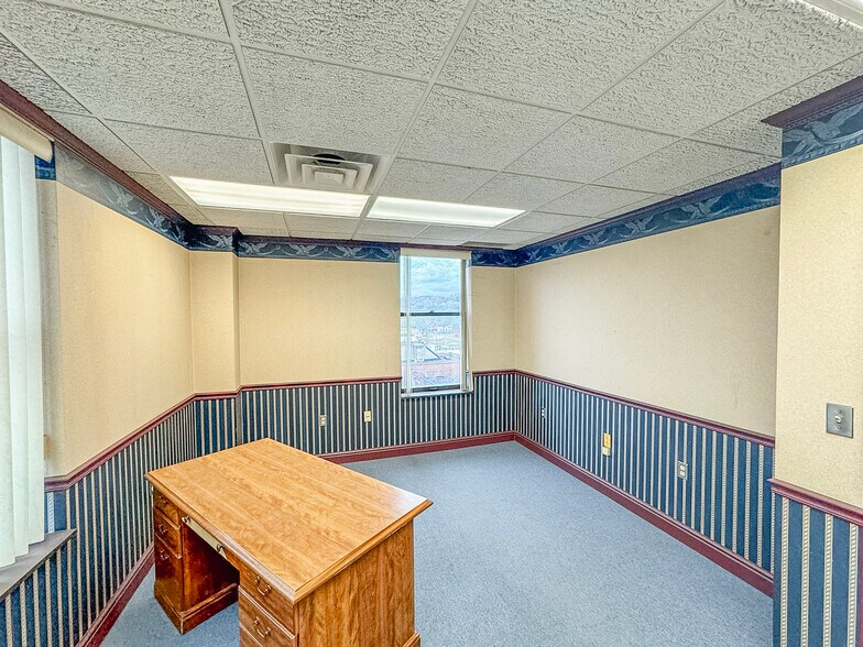 More Photos Of , Steubenville Unknown For Sale