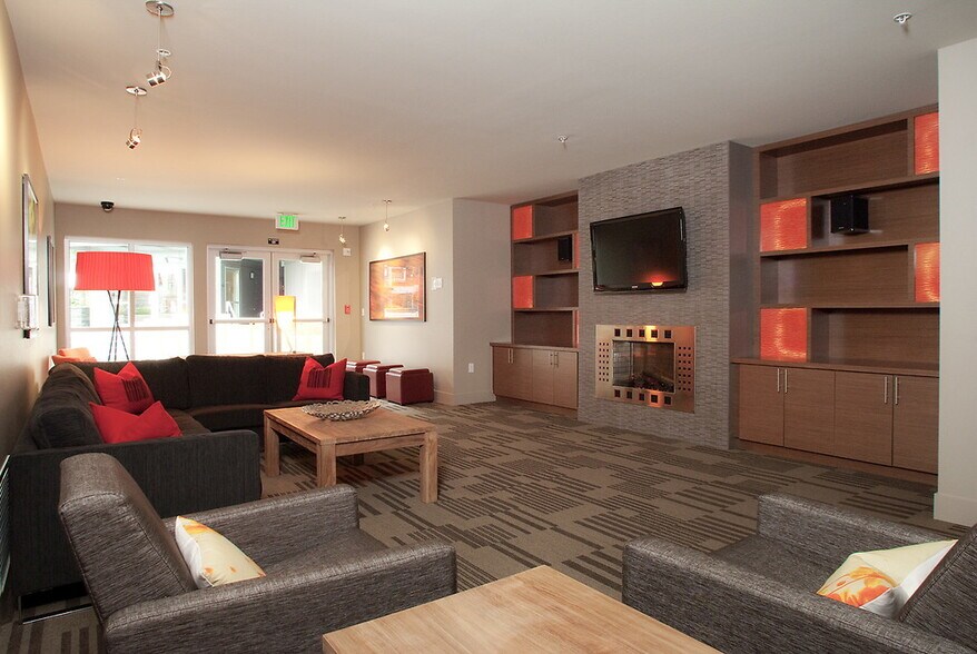 More Photos Of 523 Broadway E, Seattle Apartments For Lease