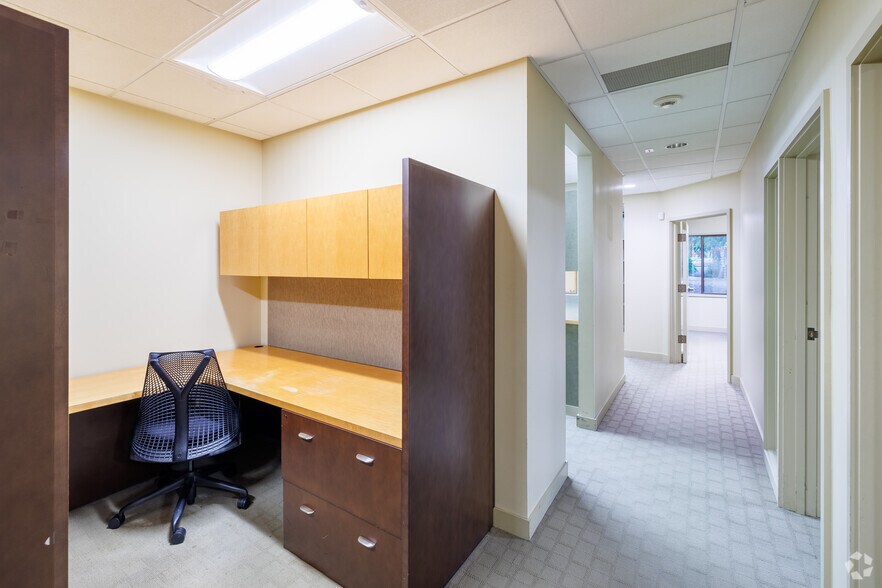 More Photos Of 1416 112th Ave NE, Bellevue Office For Lease