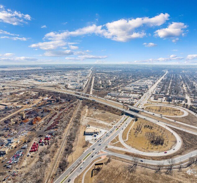 More Photos Of 2714 Dougall Ave, Windsor Land For Sale