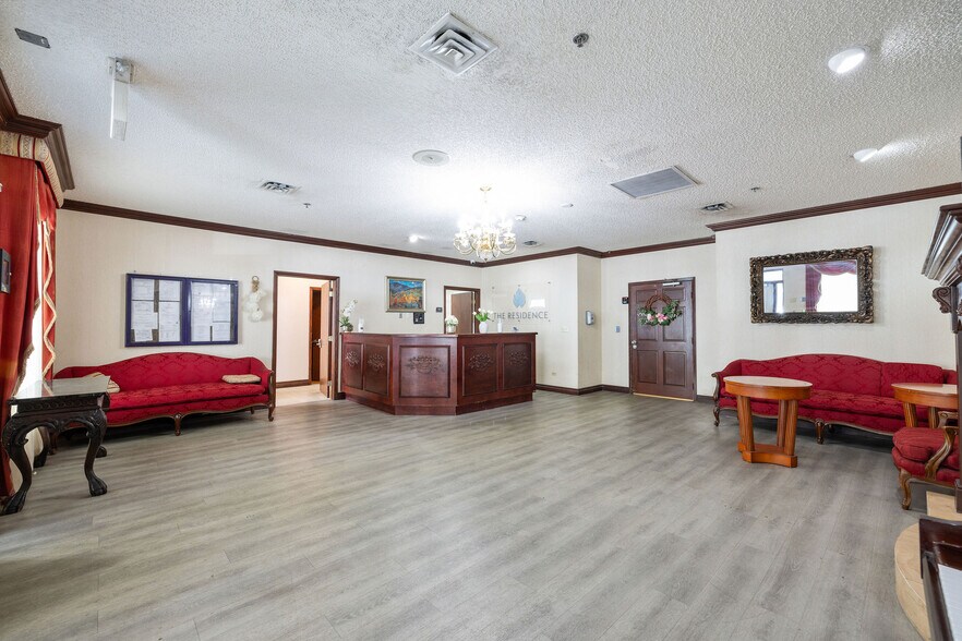 More Photos Of 151 SW 1st St, Dania Beach Assisted Living For Lease