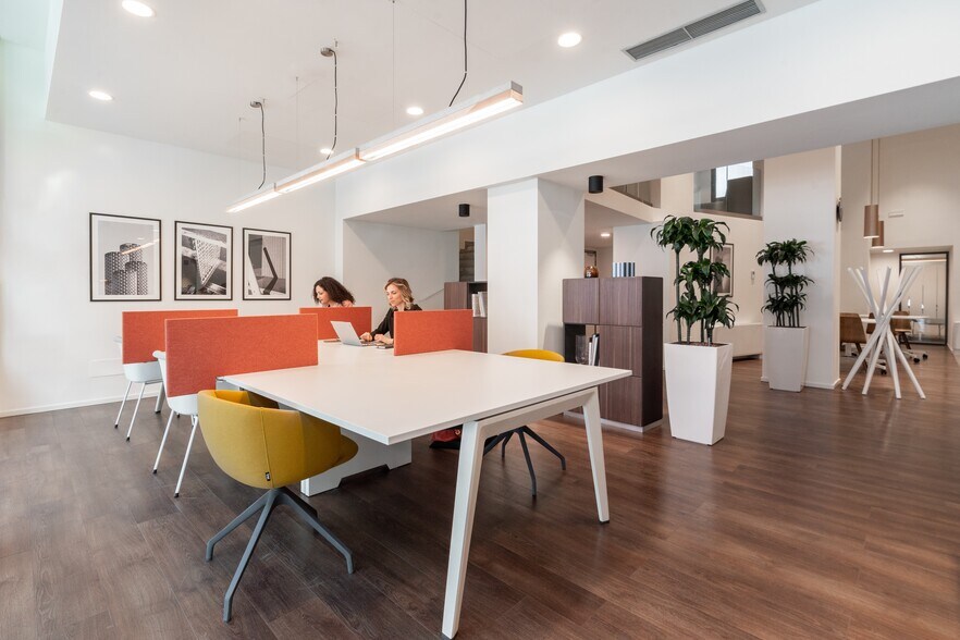 More Photos Of 1901 Newport Blvd, Costa Mesa Coworking Space