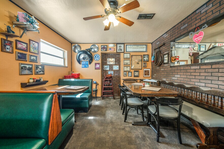 More Photos Of 637 S Commerce Ave, Sebring Restaurant For Sale