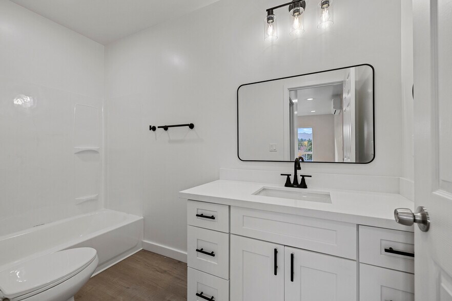 More Photos Of 403 N 21st St, Mount Vernon Apartments For Sale