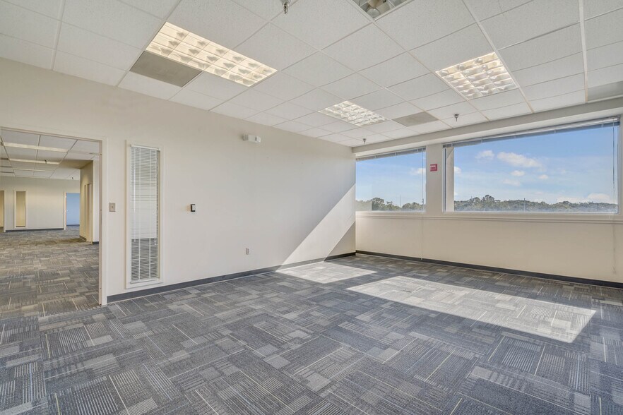 More Photos Of 2201 Lucien Way, Maitland Office For Lease